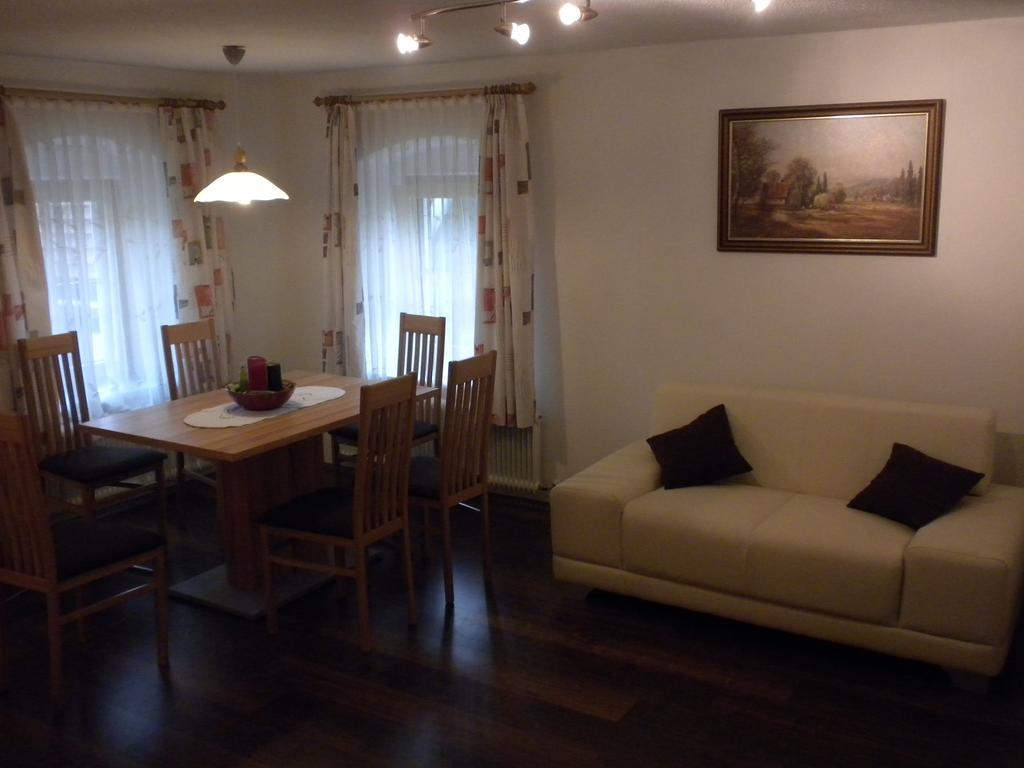 Bio-Urlaubshof Dansbach Villa Spital Am Pyhrn Ruang foto